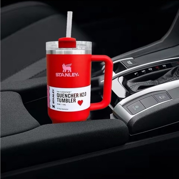 STANLEY THE QUENCHER H2.0 FLOWSTATE TUMBLER 40 OZ TARGET RED LIMITED EDITION NWT - Picture 10 of 14